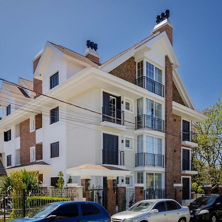 Novo Maravilhoso Apartamento No Centro - Gramado Lägenhet Exteriör bild
